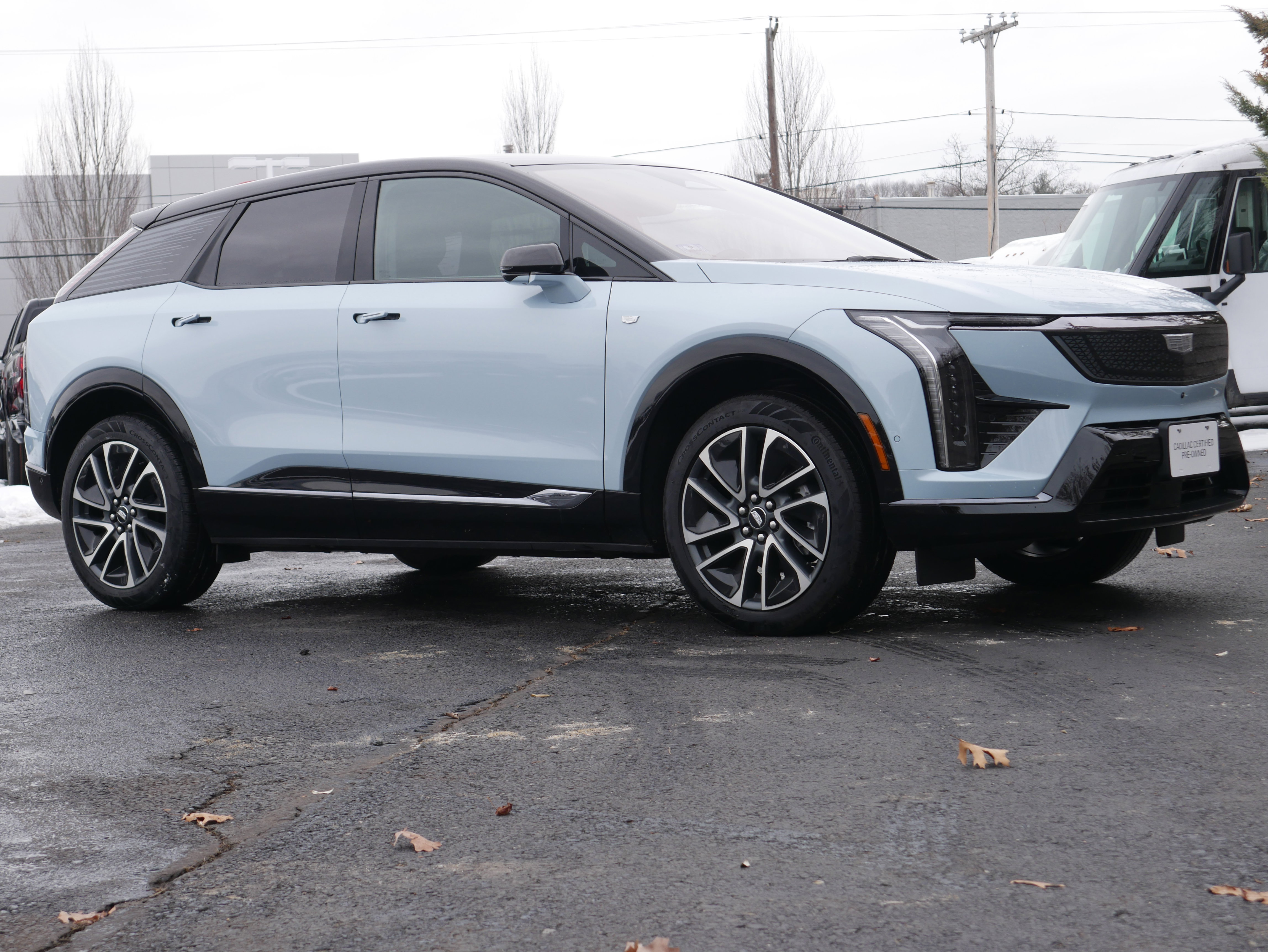 Certified 2025 Cadillac Optiq Sport 1 w/ LPO, Floor Liner Package image 9