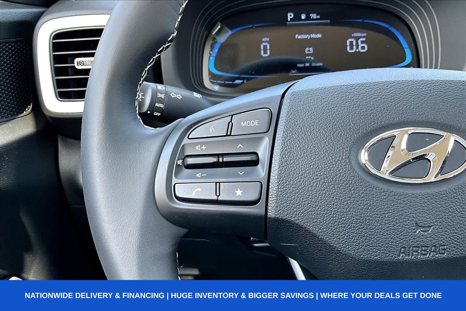 Used 2026 Hyundai Venue SEL image 15