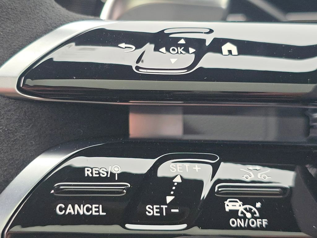 New 2026 Mercedes-Benz GLC 43 AMG 4MATIC Coupe image 35