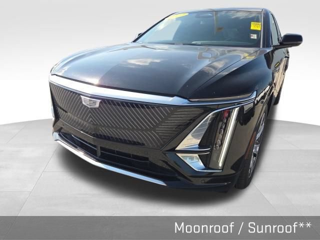 Used 2024 Cadillac Lyriq Tech w/ LPO, Floor Liner Package AWD/4WD image 5