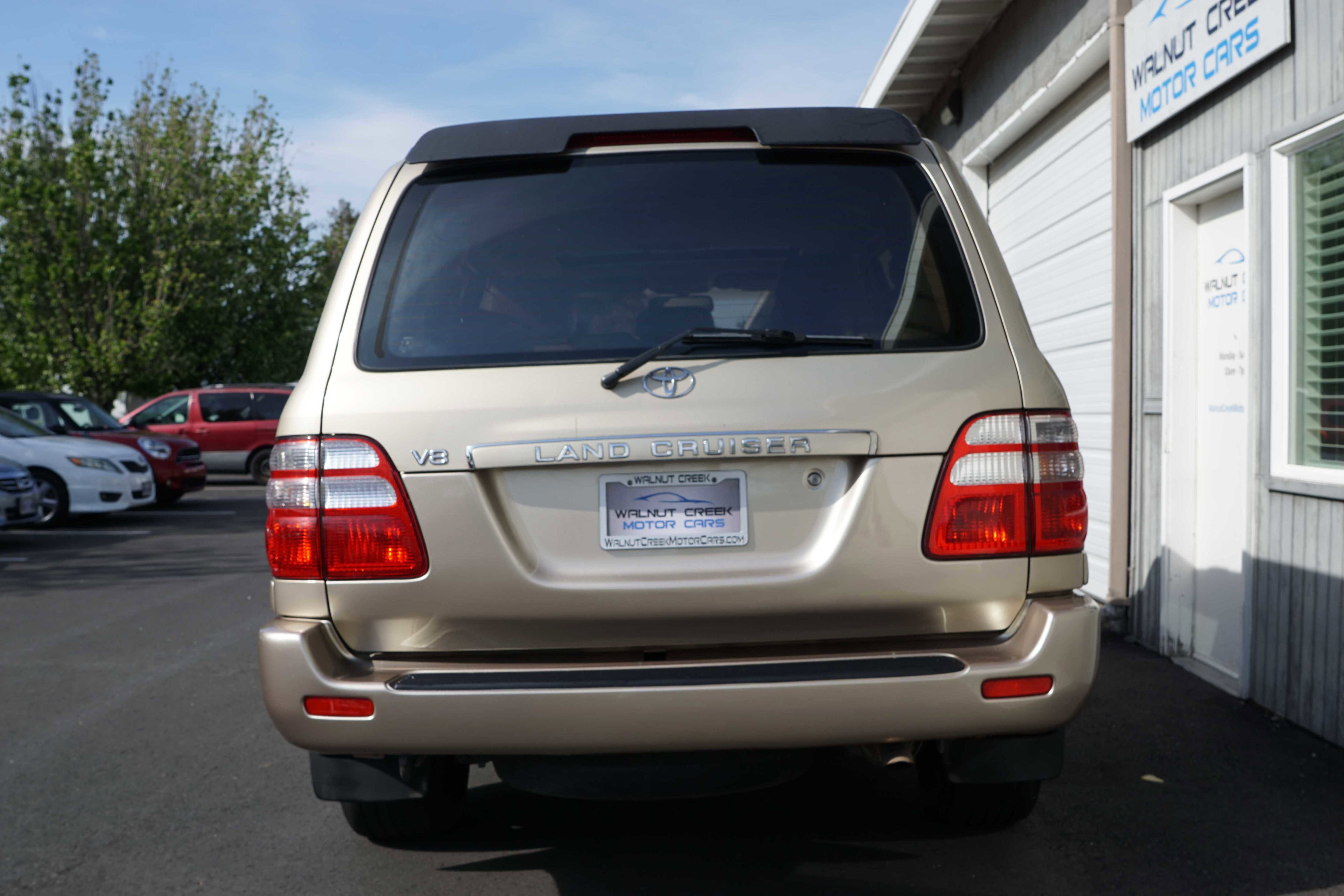 Used 2003 Toyota Land Cruiser image 14