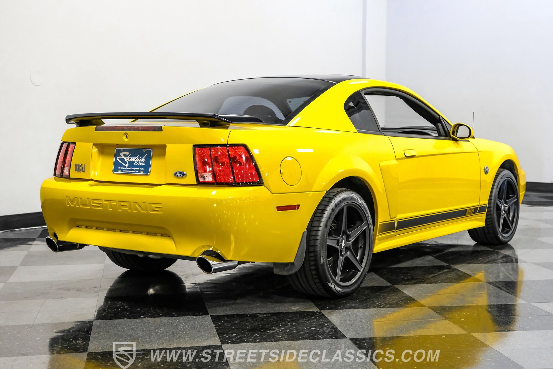 Used 2003 Ford Mustang Mach 1 RWD image 24