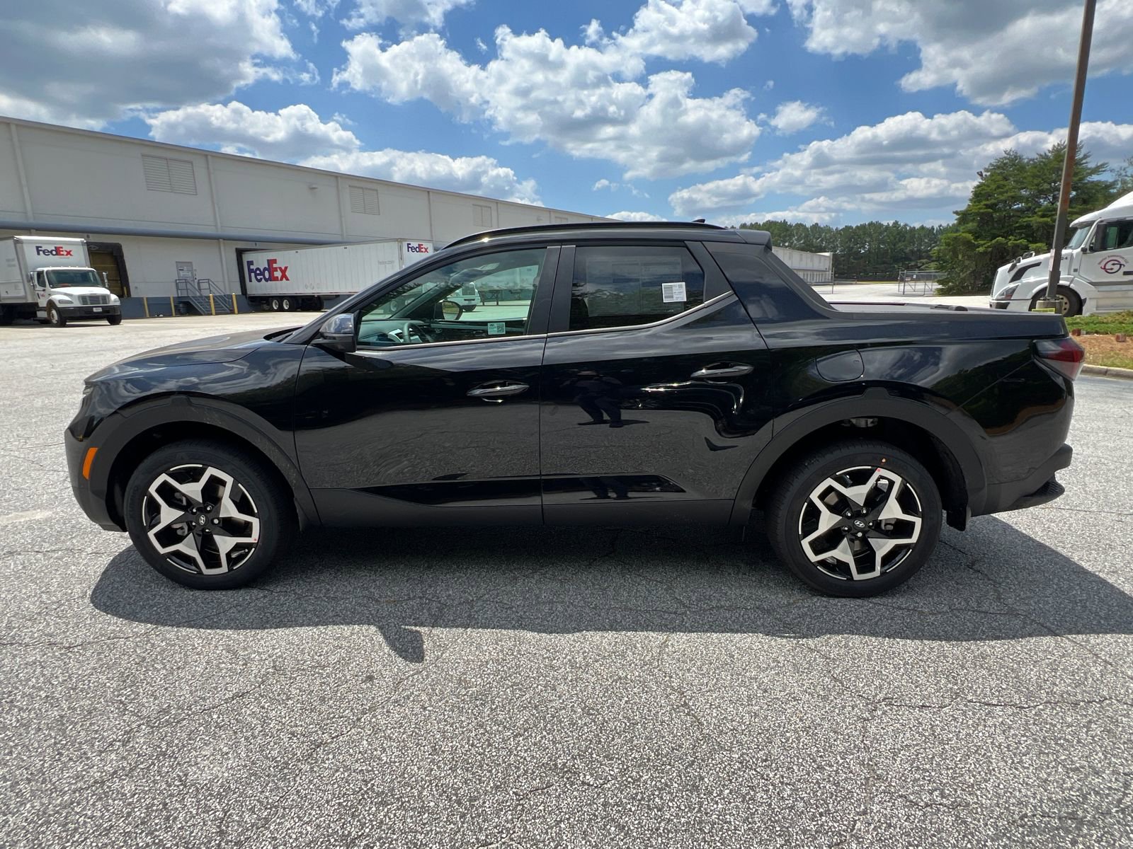 New 2024 Hyundai Santa Cruz Limited image 11