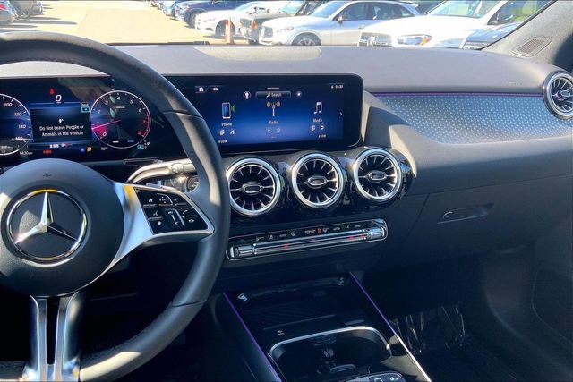 Used 2026 Mercedes-Benz GLA 250 4MATIC image 5
