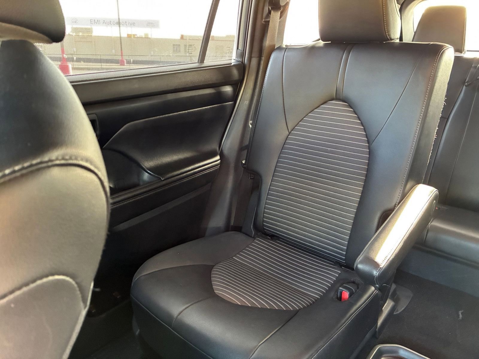 Used 2025 Toyota Highlander XSE image 44