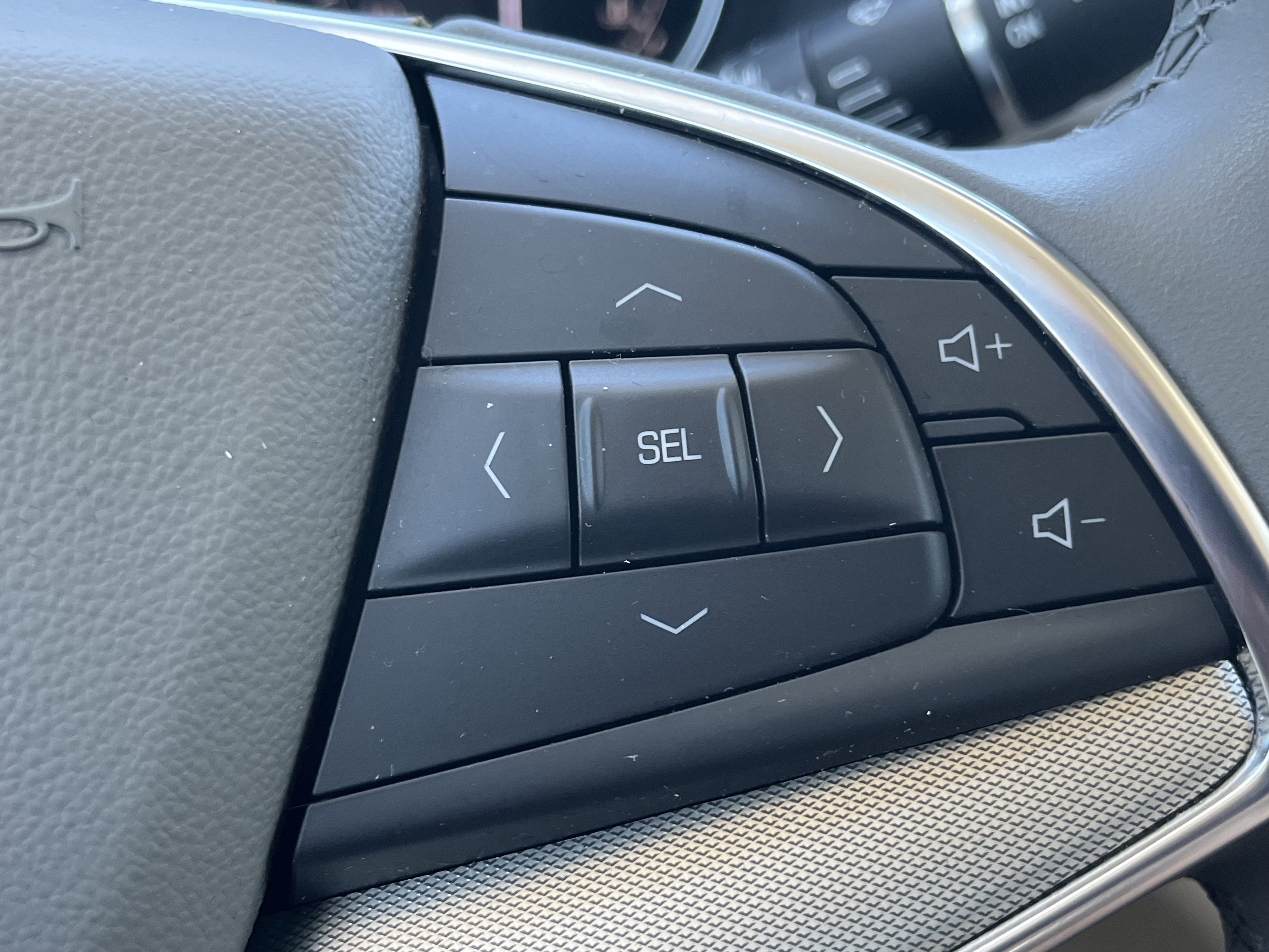 Certified 2023 Cadillac XT5 Premium Luxury FWD image 31