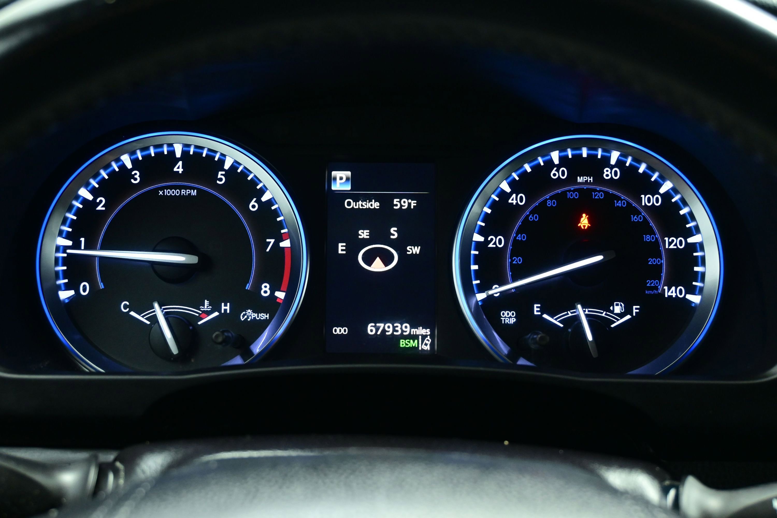 Used 2019 Toyota Highlander XLE AWD/4WD image 26