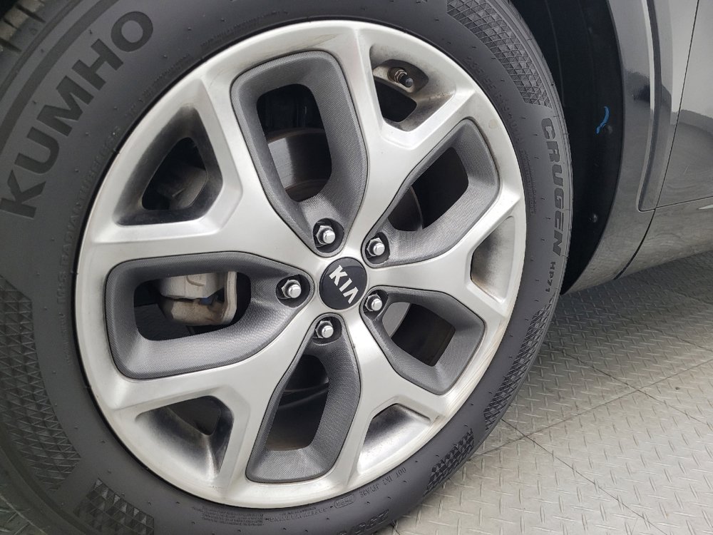 Used 2020 Kia Sorento SX image 31