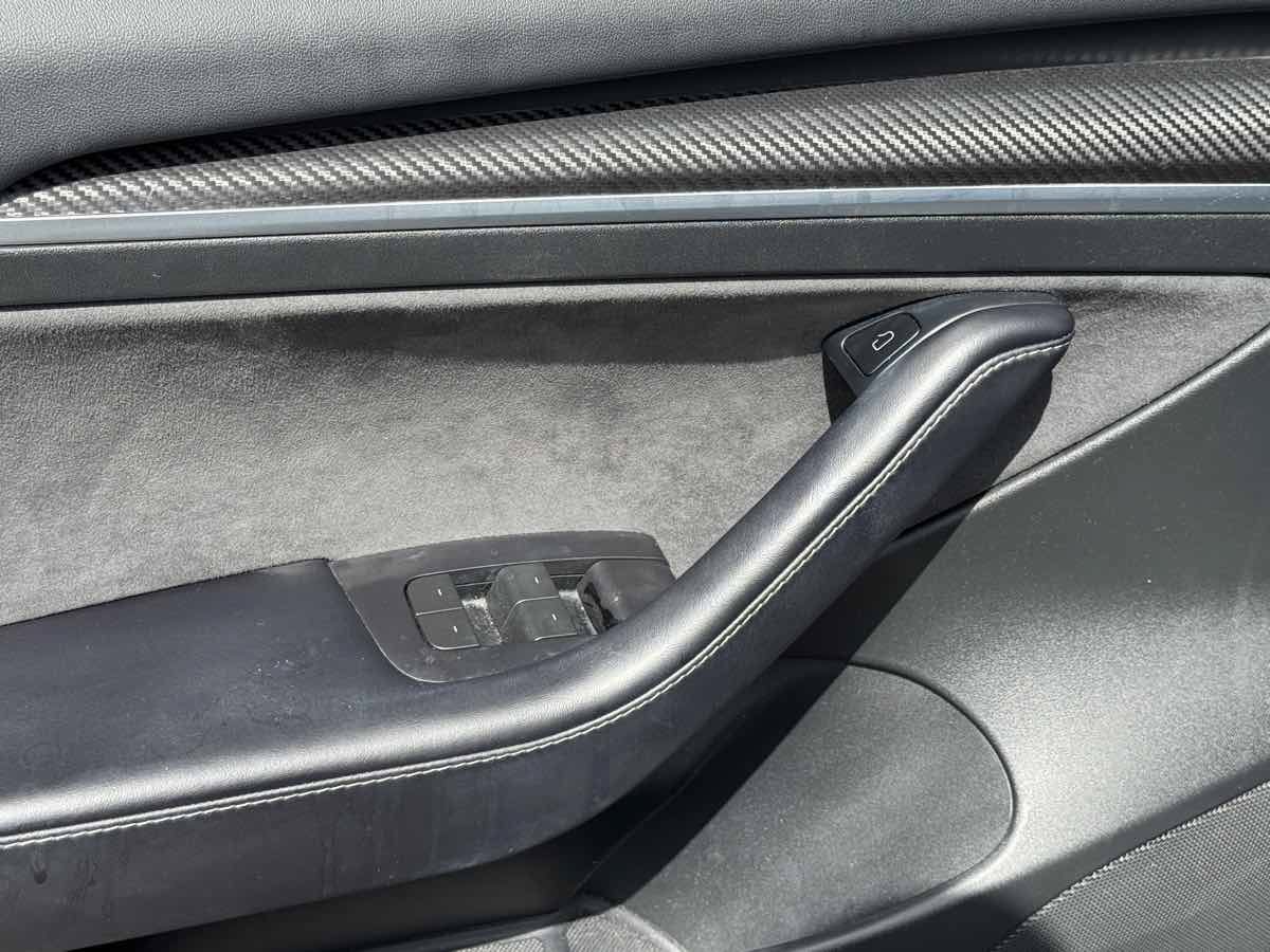 Used 2021 Tesla Model 3 Long Range AWD/4WD image 23
