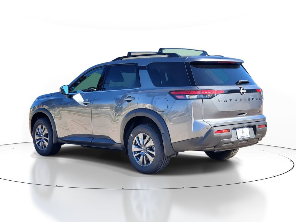 New 2025 Nissan Pathfinder SV image 4