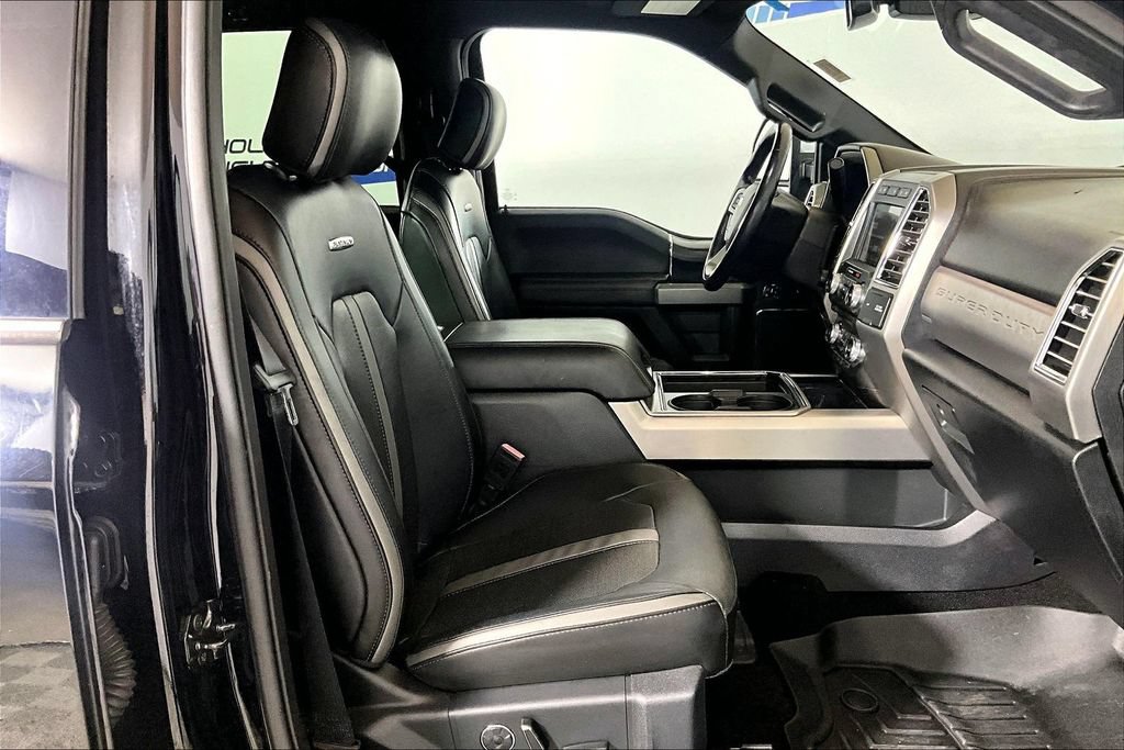 Used 2018 Ford F250 Platinum w/ Platinum Ultimate Package AWD/4WD image 6