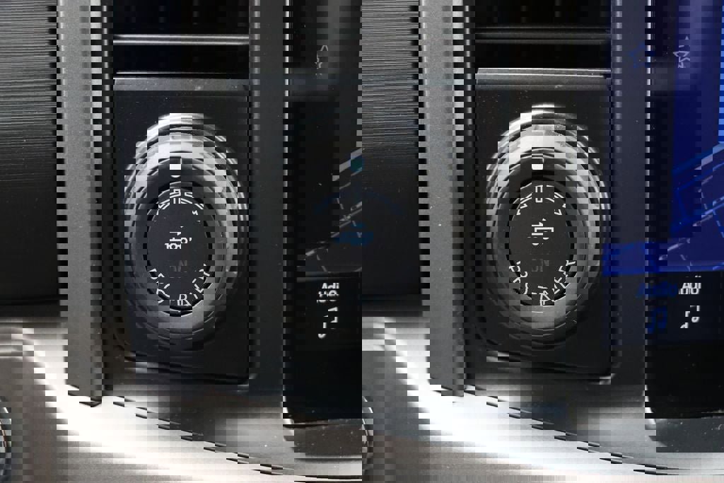 Used 2024 Ford F150 XLT w/ Equipment Group 302A MID image 28