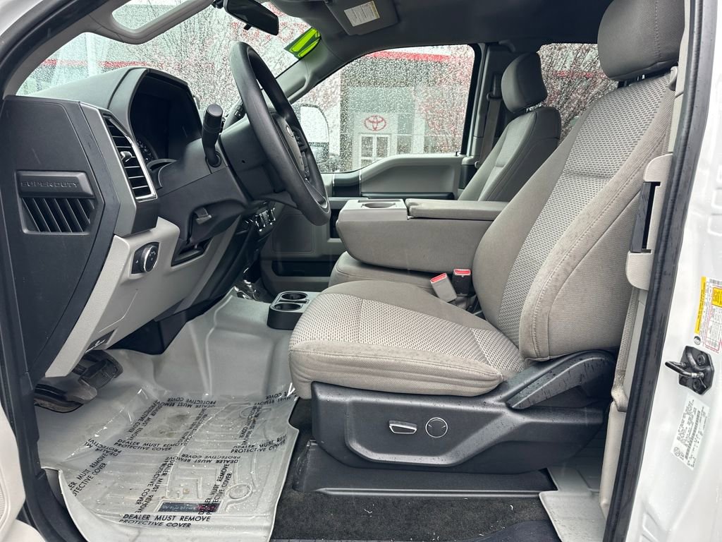 Used 2017 Ford F250 XLT w/ Camper Package image 12