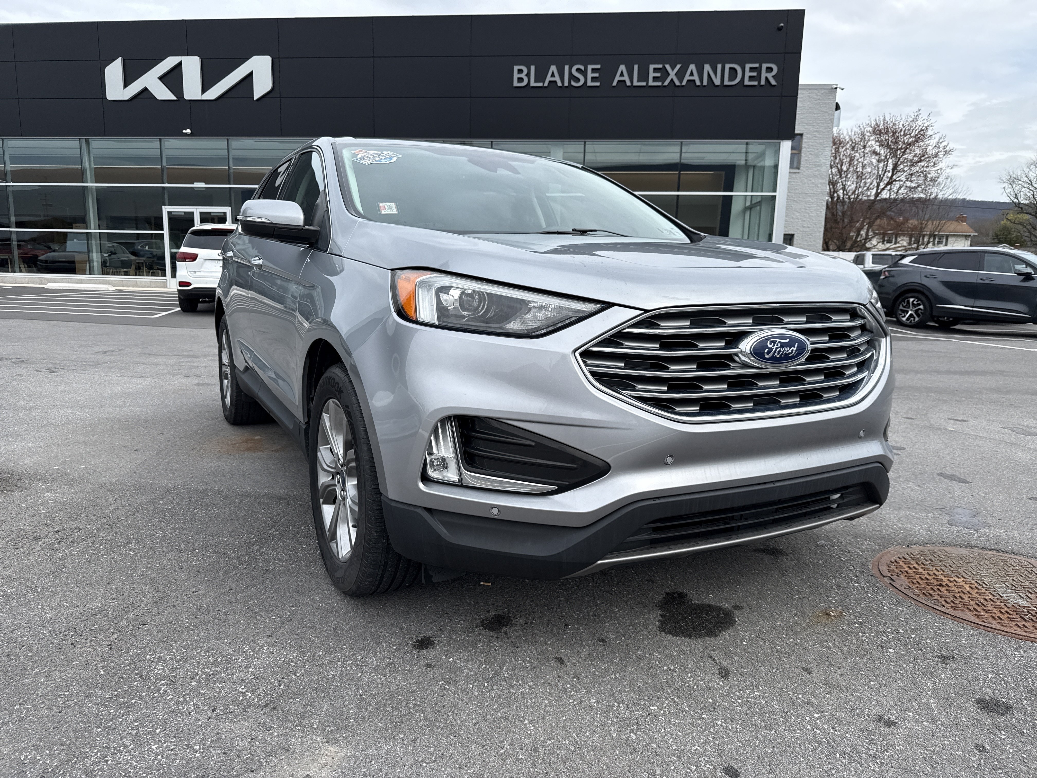 Used 2022 Ford Edge Titanium