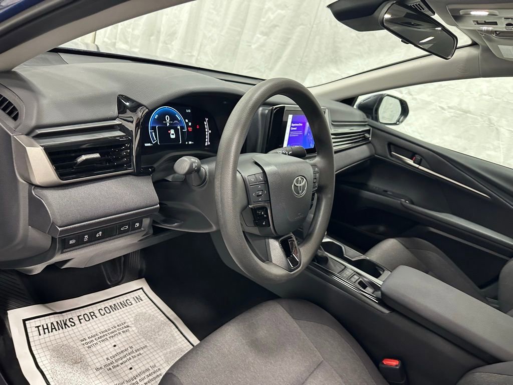 Used 2025 Toyota Camry LE FWD image 15