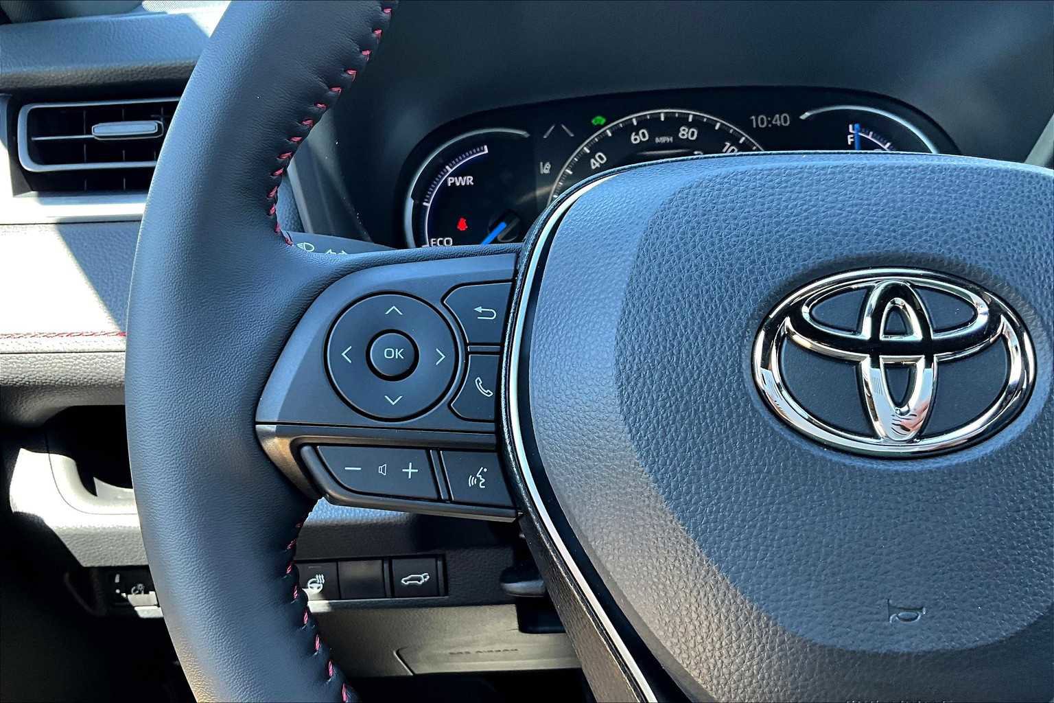 Certified 2025 Toyota RAV4 SE image 20