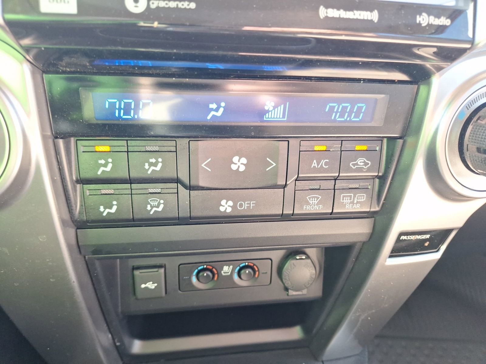 Used 2024 Toyota 4Runner Limited image 27