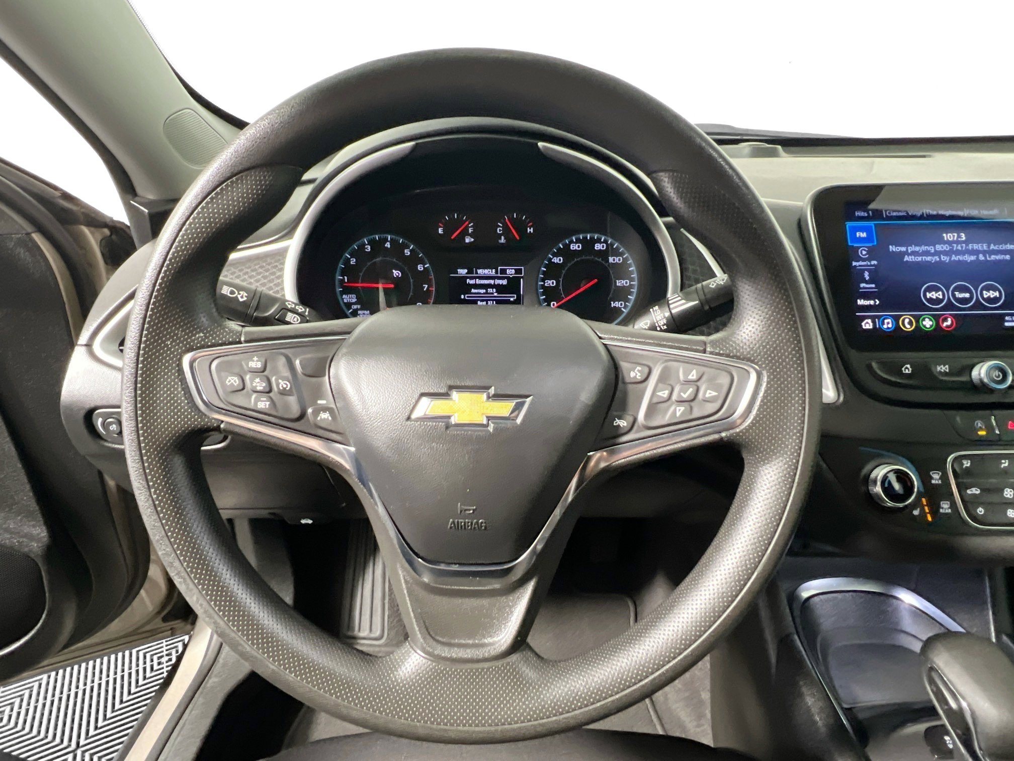 Used 2024 Chevrolet Malibu LT image 17