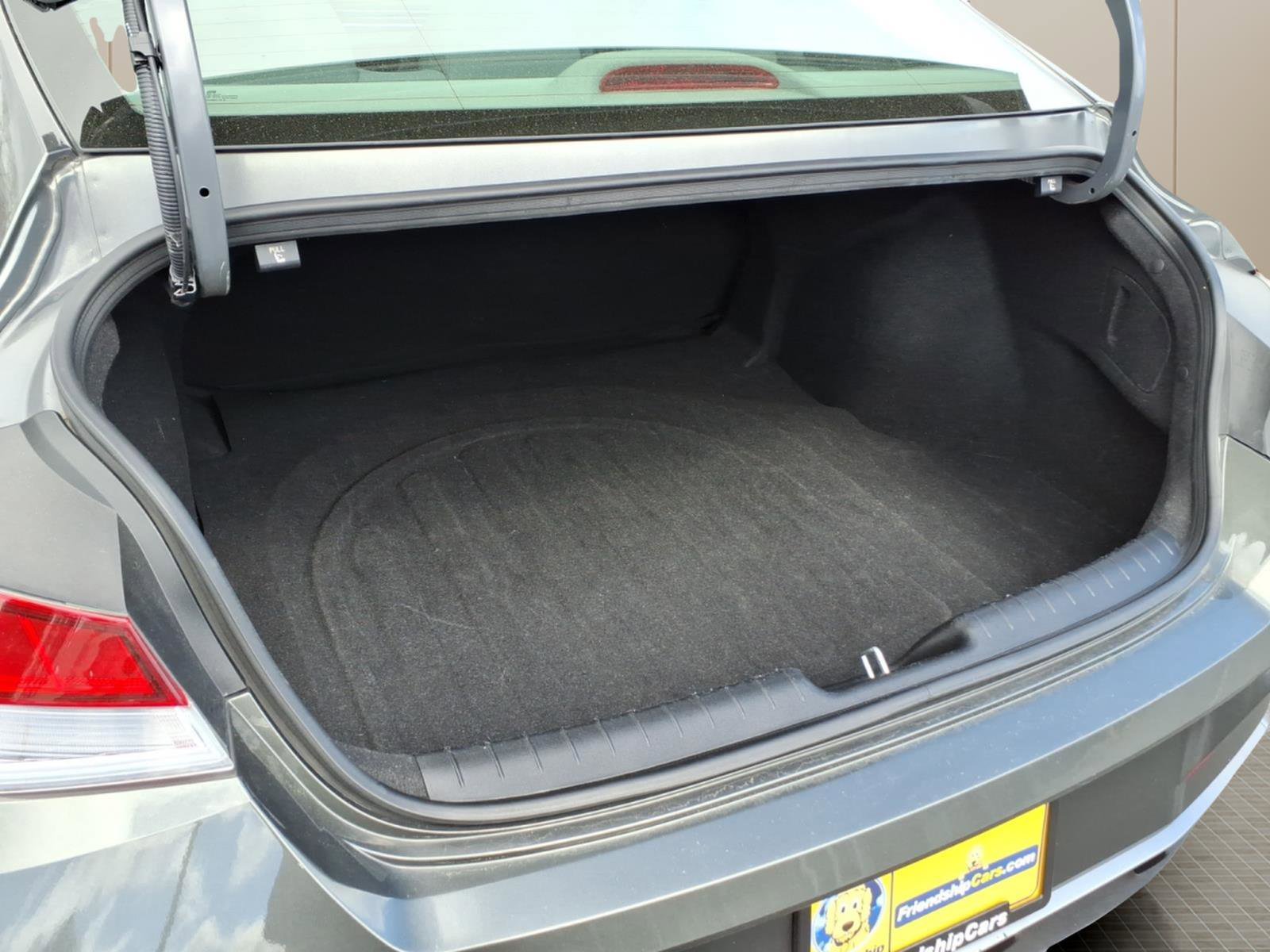 Used 2024 Hyundai Elantra SEL FWD image 11