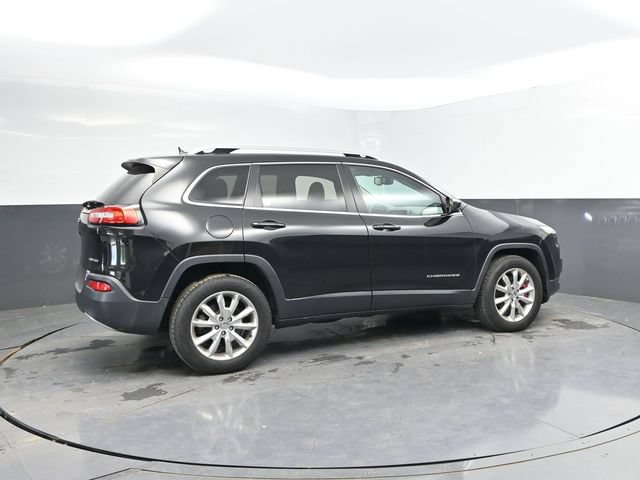 Used 2014 Jeep Cherokee Limited AWD/4WD image 2
