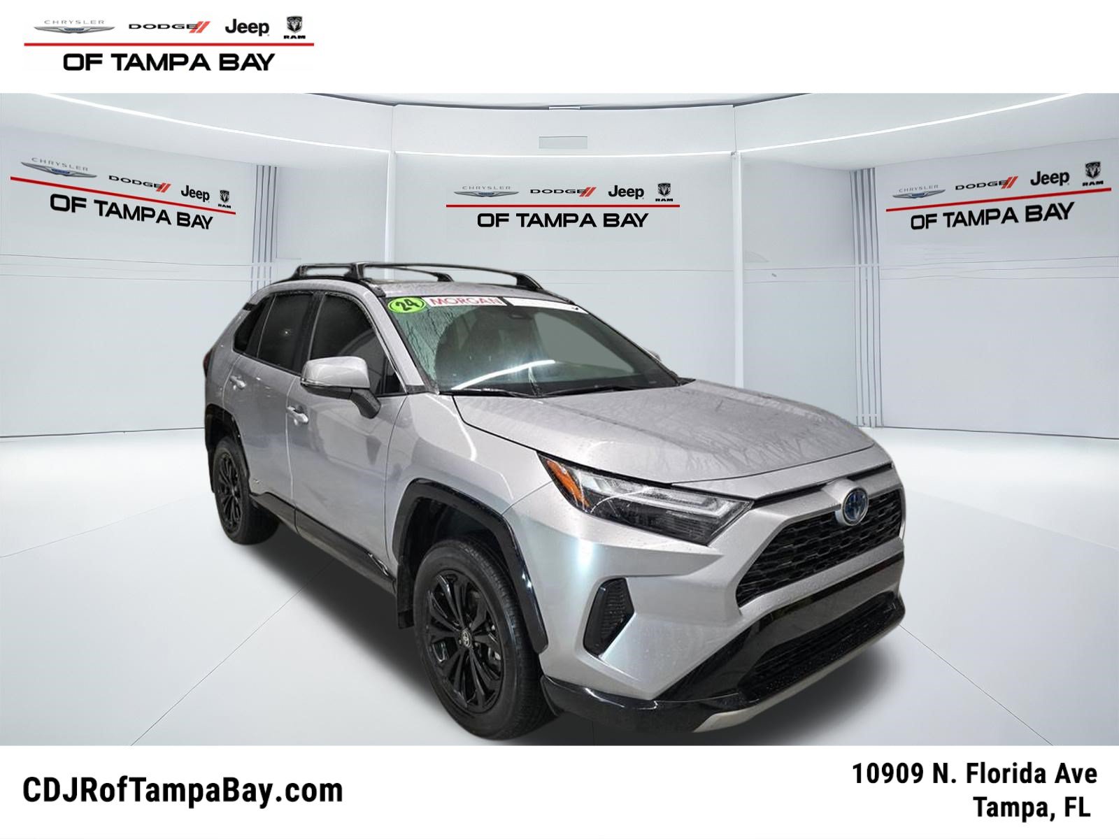 Used 2024 Toyota RAV4 SE