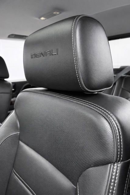 Used 2018 GMC Sierra 1500 Denali image 10