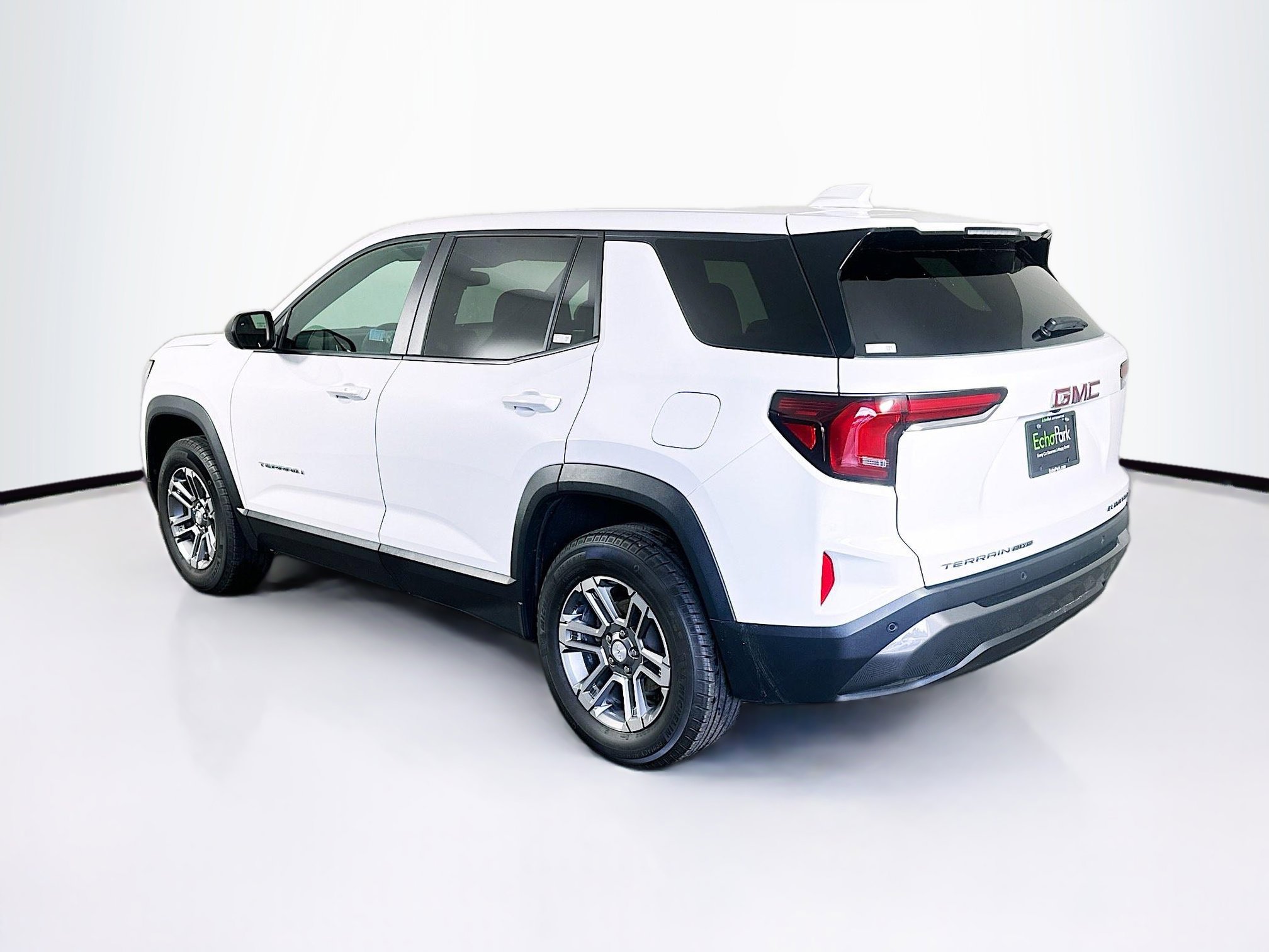 Used 2025 GMC Terrain Elevation AWD/4WD image 5