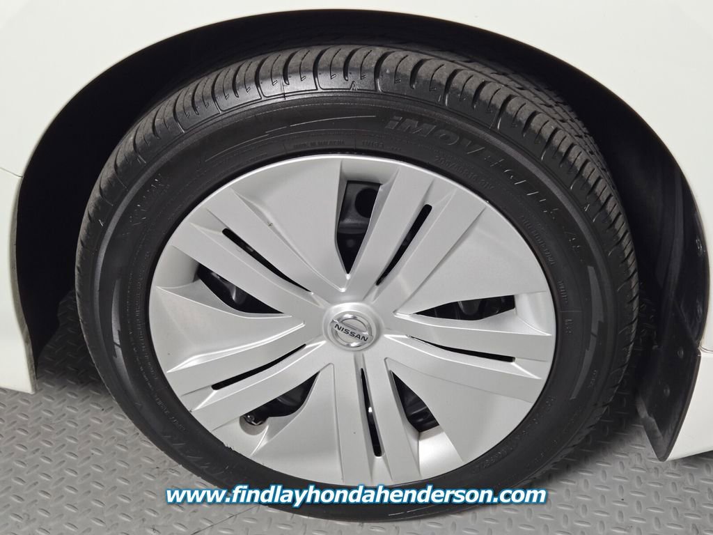 Used 2022 Nissan Leaf S image 9