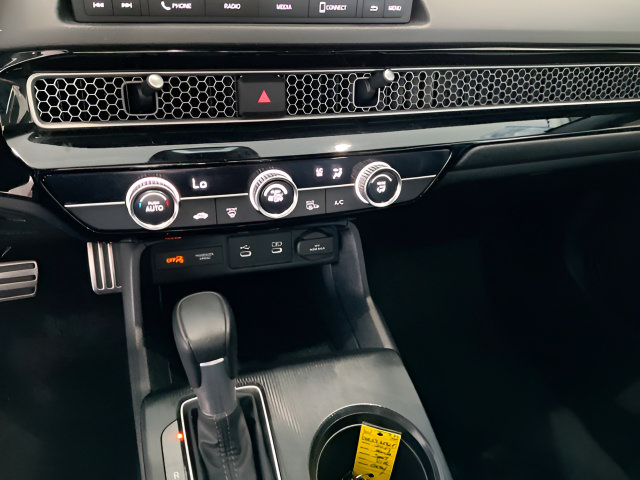 Certified 2025 Honda Civic Sport image 18