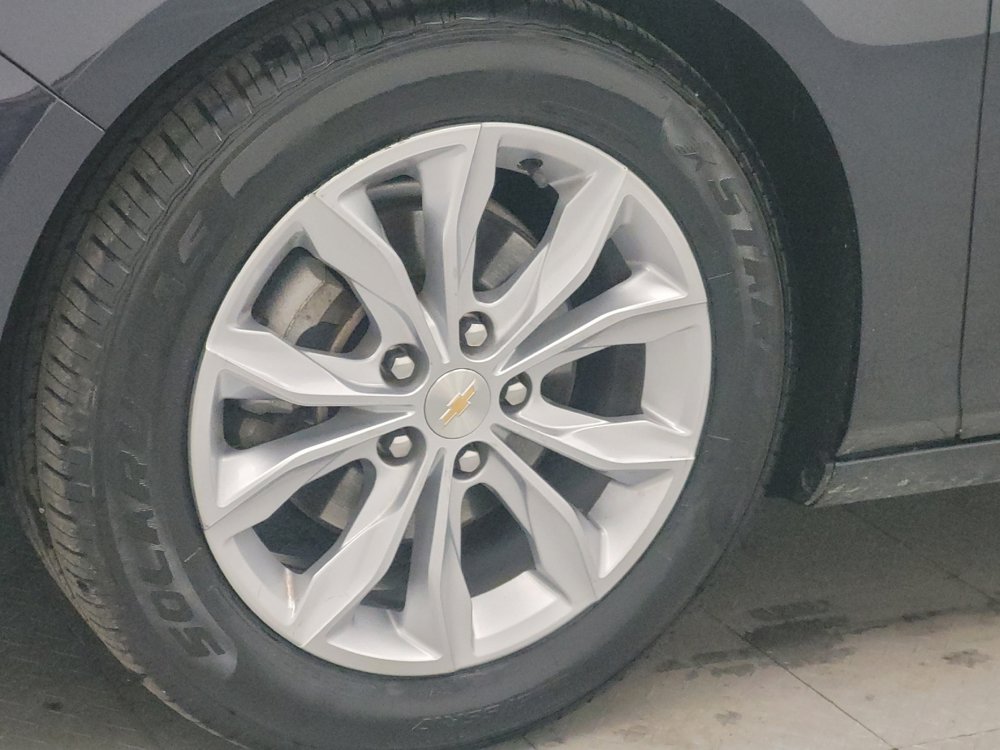 Used 2023 Chevrolet Malibu LT image 31