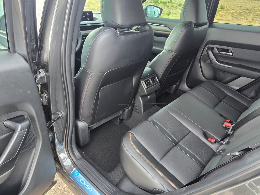 New 2026 MAZDA CX-50 AWD 2.5 S w/ Accent Package image 15
