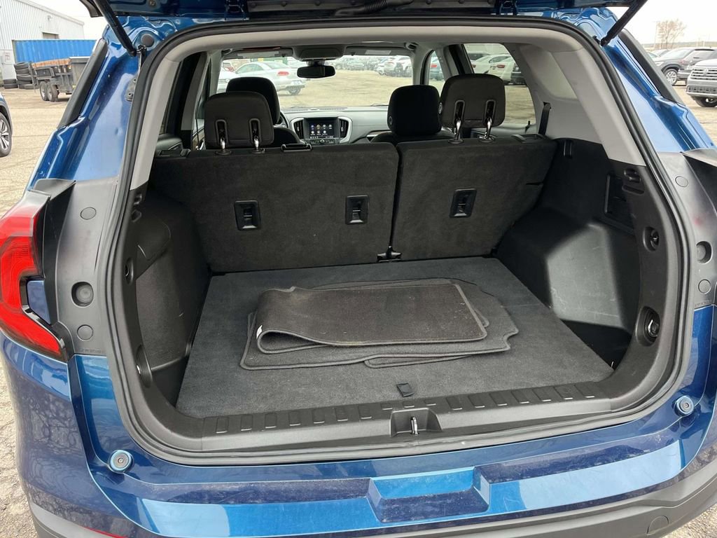 Certified 2020 GMC Terrain SLE image 11