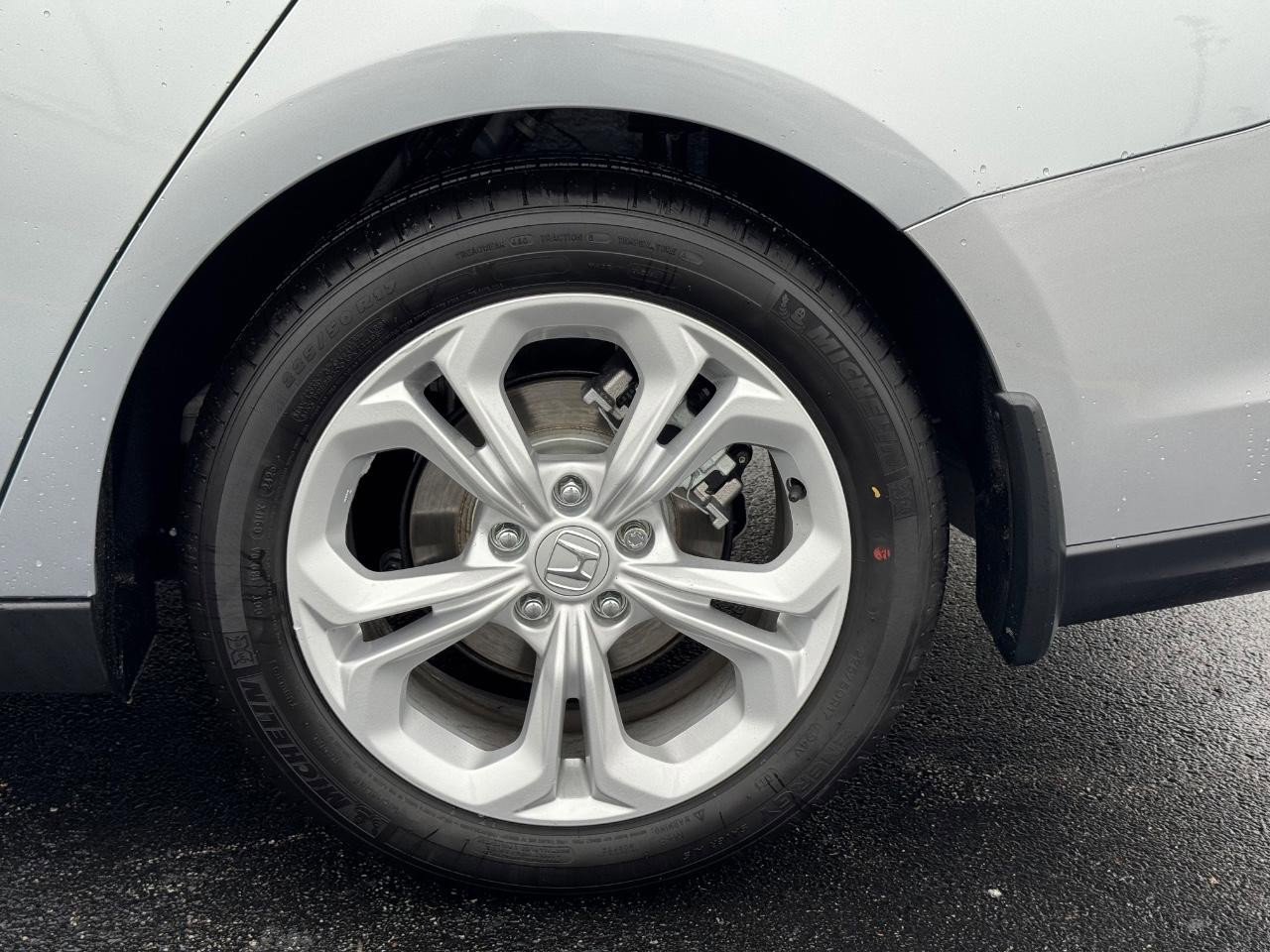 Certified 2025 Honda Accord LX image 7