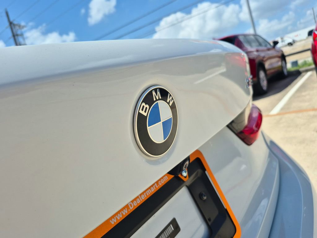 Used 2019 BMW 330i Sedan w/ Driving Assistance Package RWD image 30
