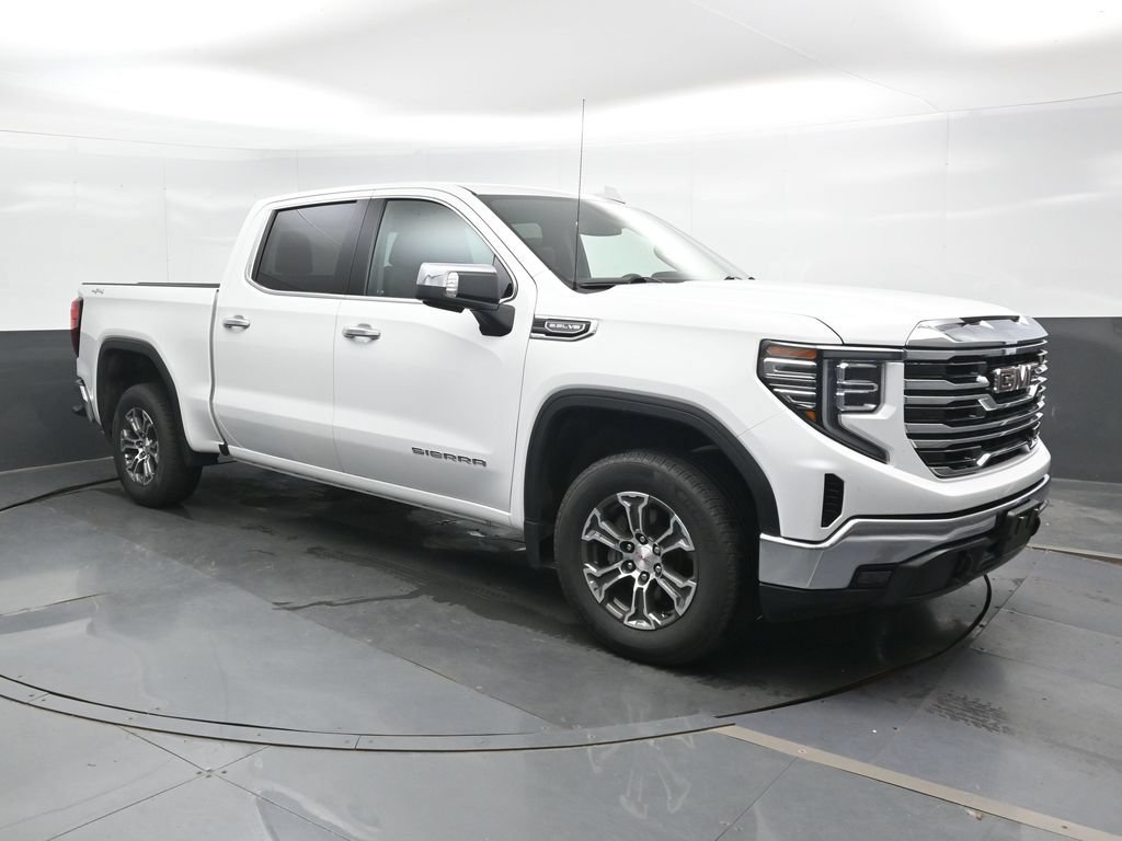 Used 2025 GMC Sierra 1500 SLT AWD/4WD image 5