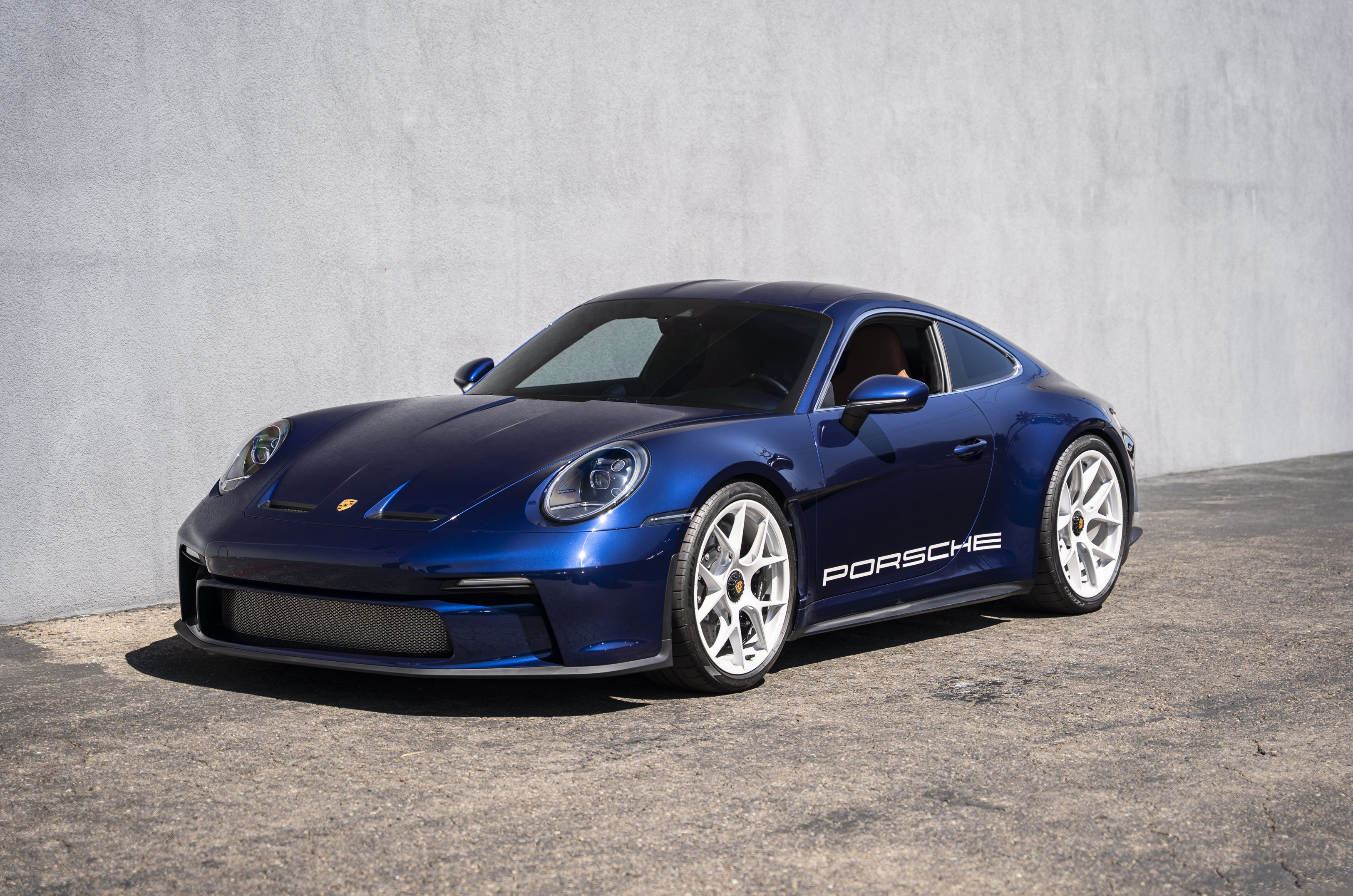 Used 2024 Porsche 911 GT3 RS RWD image 1
