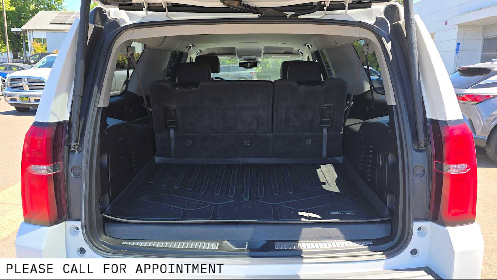 Used 2017 Chevrolet Suburban LT AWD/4WD image 14