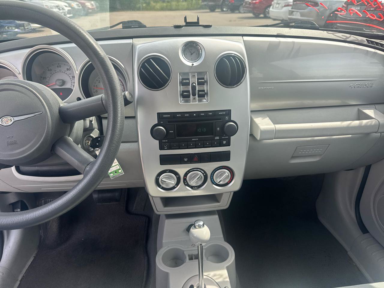 Used 2007 Chrysler PT Cruiser FWD image 10