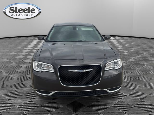 Used 2023 Chrysler 300 Touring image 8