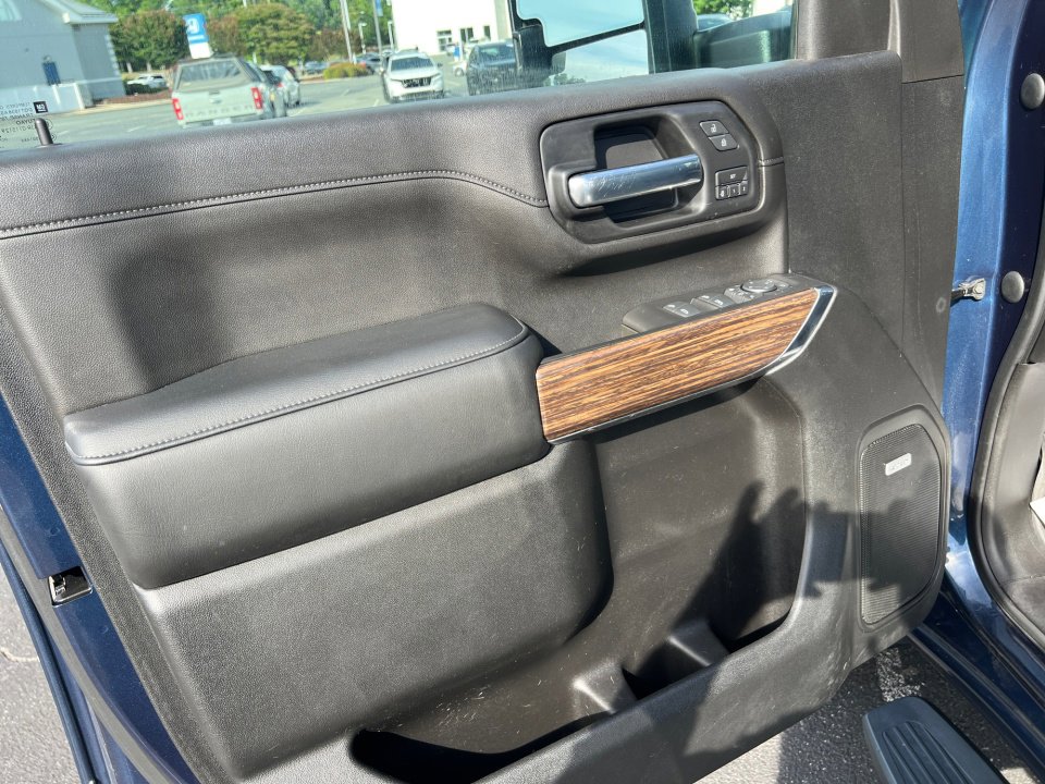 Used 2020 Chevrolet Silverado 3500 High Country w/ Z71 Off-Road Package AWD/4WD image 36