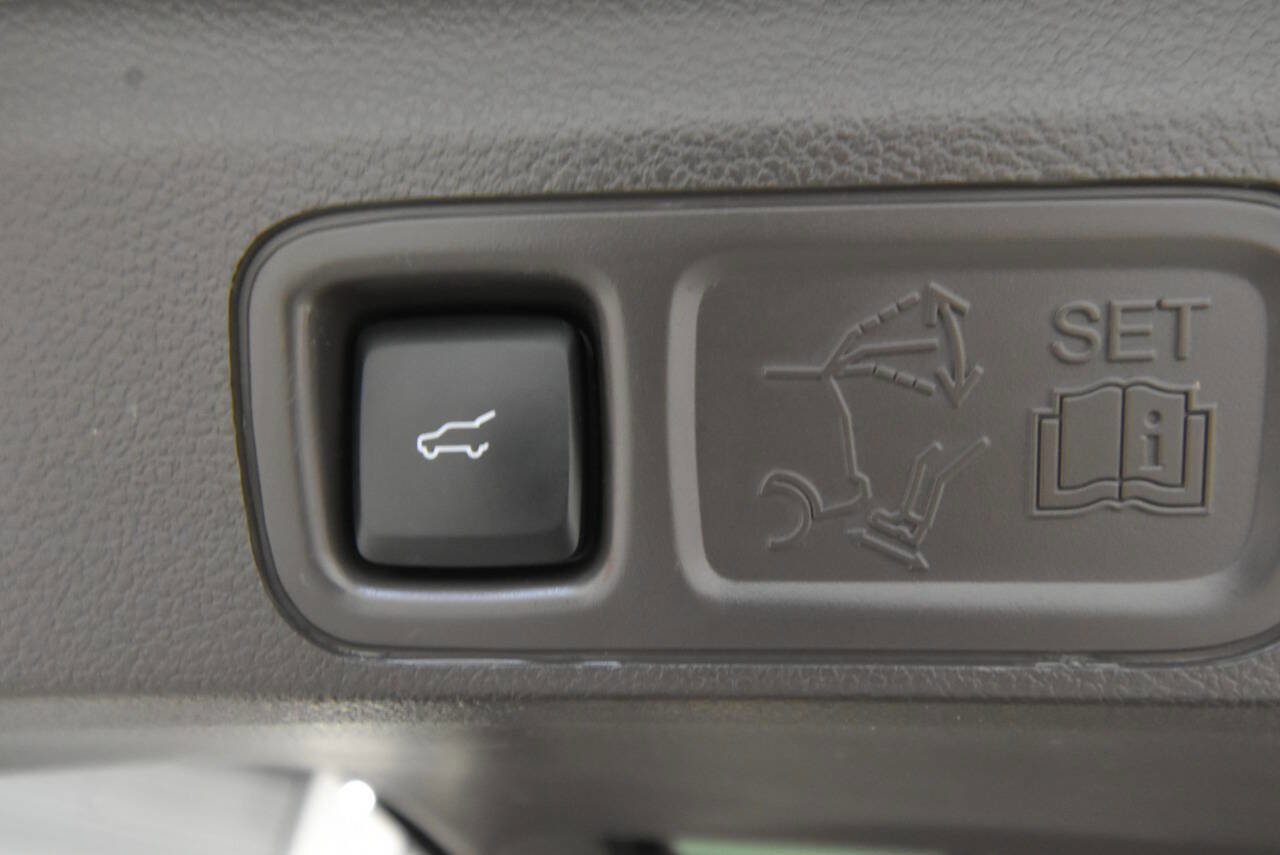 Used 2022 Lincoln Navigator Reserve image 39