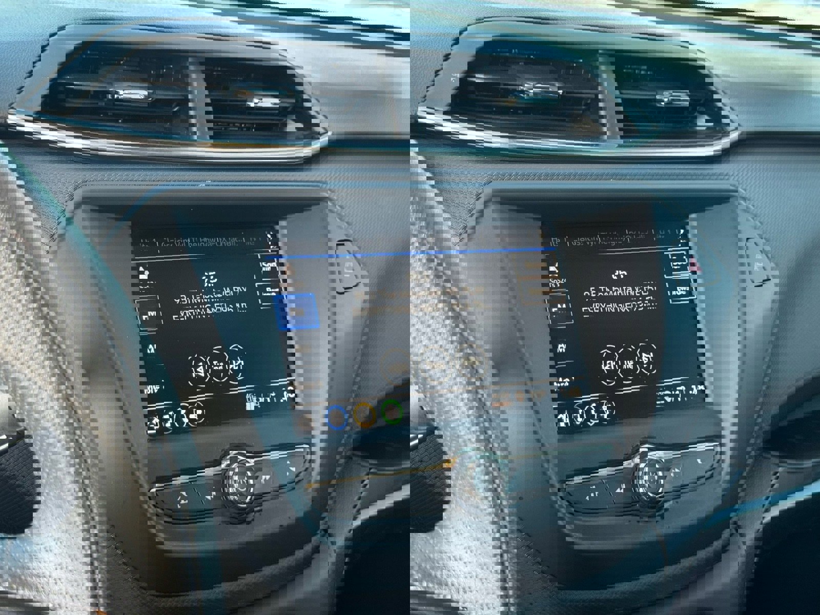 Used 2023 Chevrolet TrailBlazer LT image 28