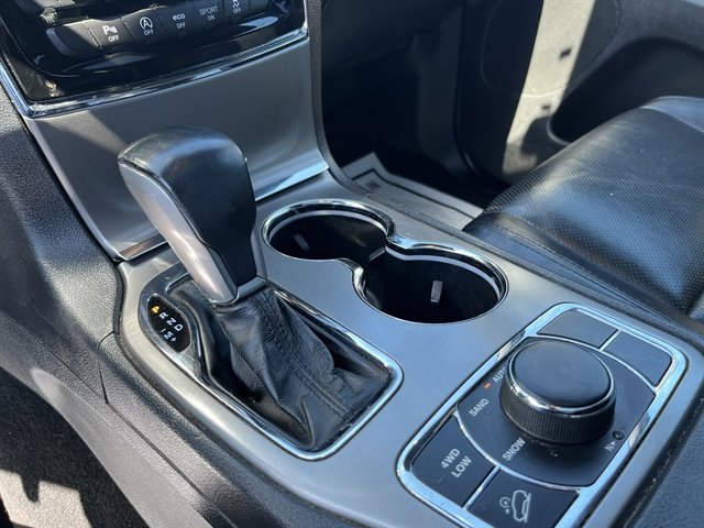 Used 2019 Jeep Grand Cherokee Limited w/ Luxury Group II AWD/4WD image 29