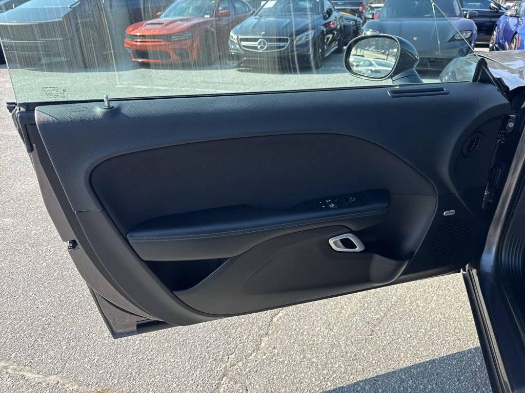 Used 2023 Dodge Challenger SXT image 22