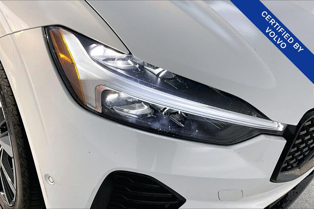 Used 2023 Volvo XC60 B5 Ultimate w/ Protection Package Premier image 38
