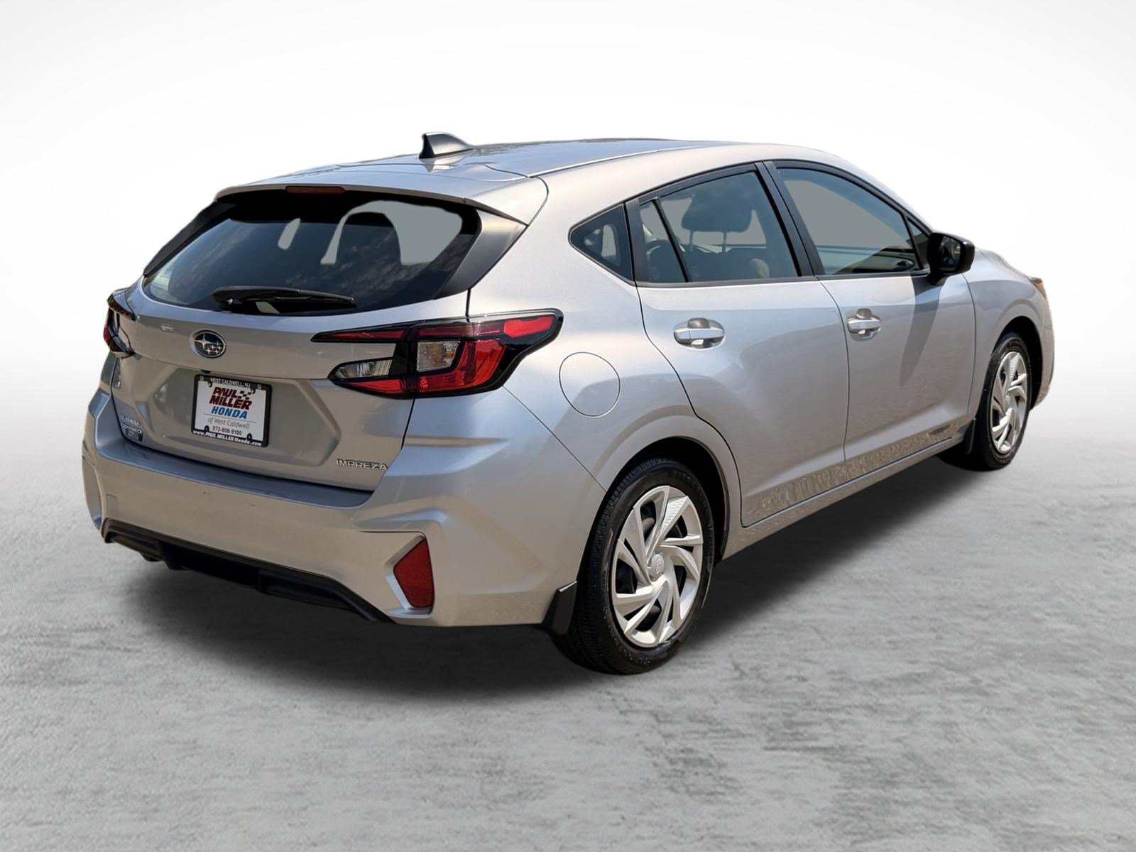 Used 2024 Subaru Impreza 2.0i AWD/4WD image 7