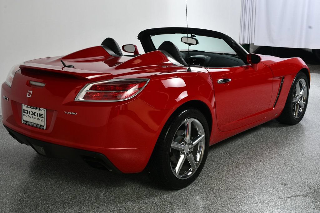 Used 2007 Saturn Sky Red Line RWD image 8