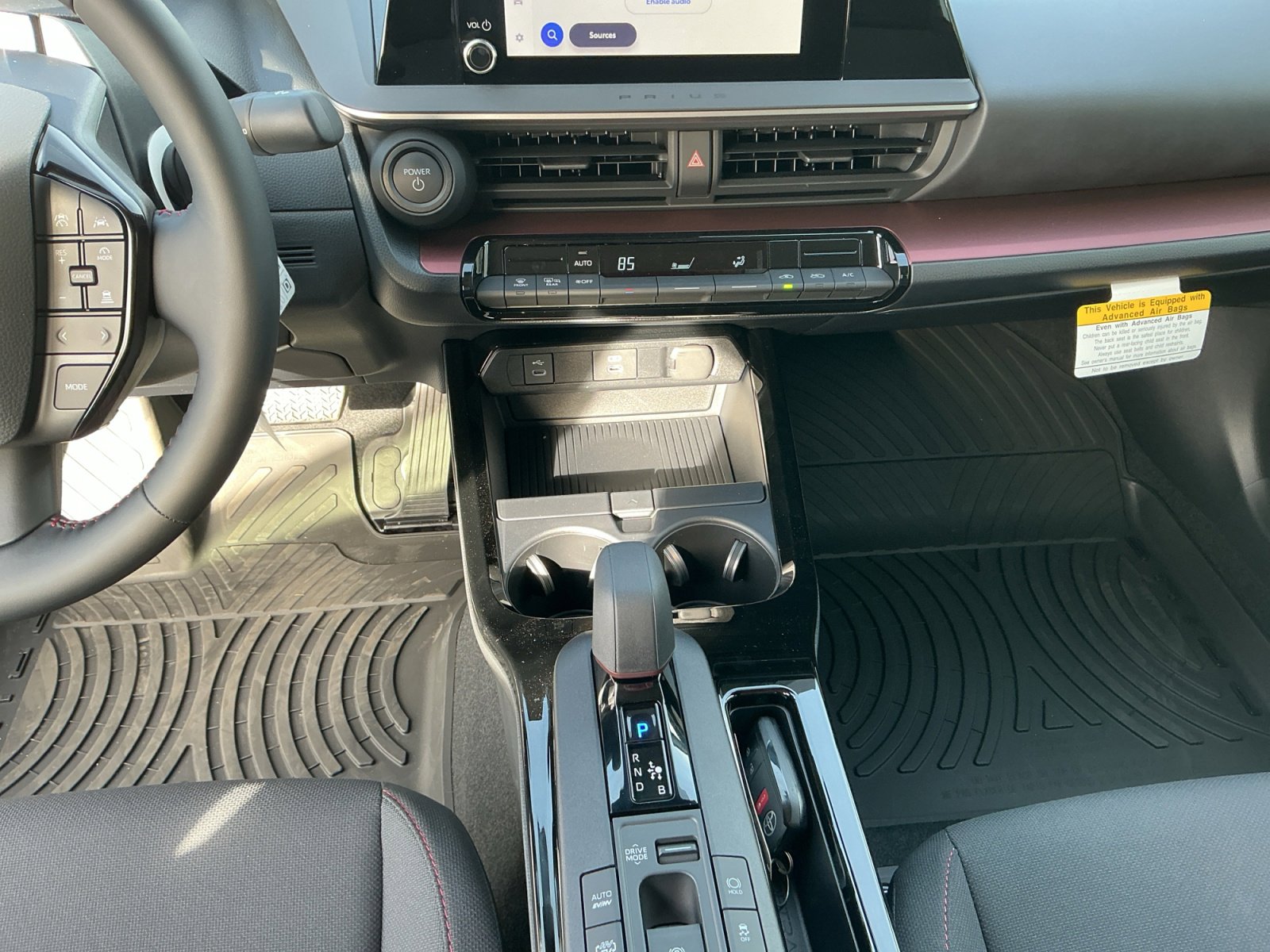 New 2026 Toyota Prius Plug-In Hybrid FWD image 11
