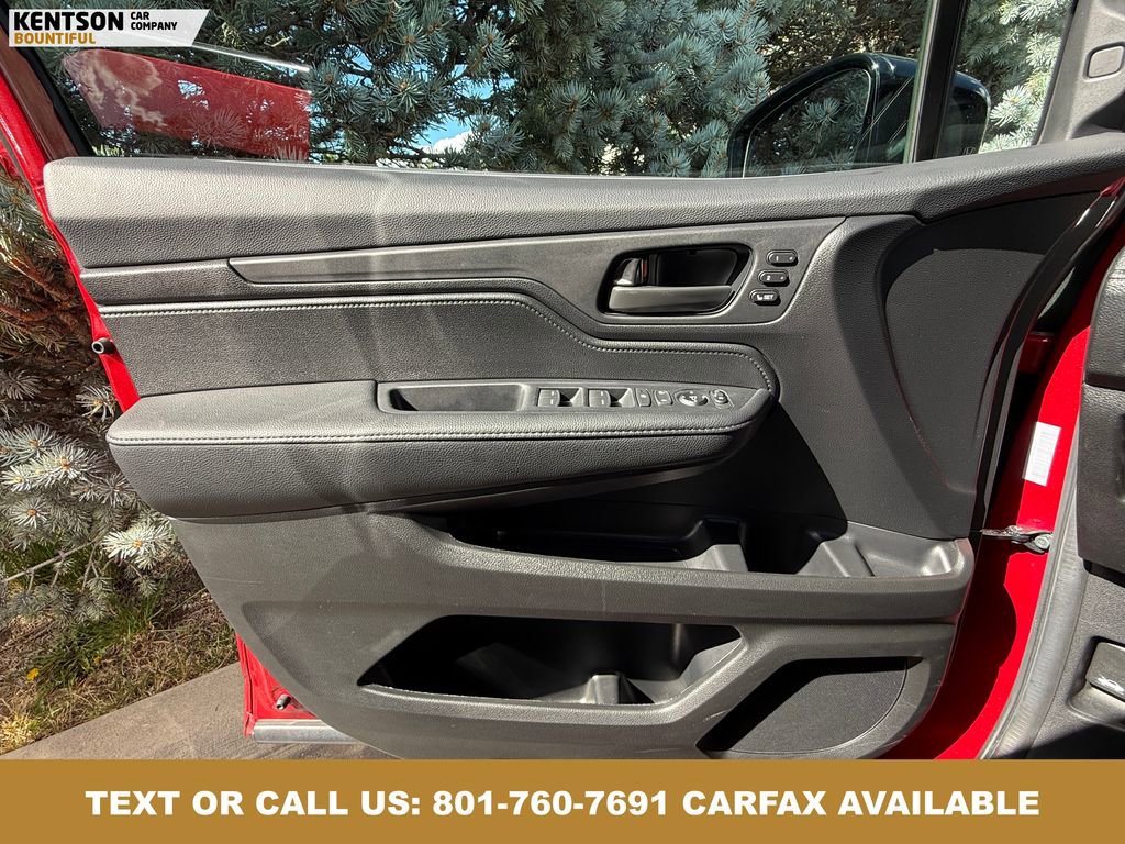 Used 2025 Honda Odyssey Sport-L image 21