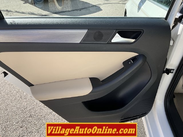 Used 2013 Volkswagen Jetta TDI FWD image 27